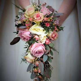 fwthumb2.Kirstys Bouquet.jpg